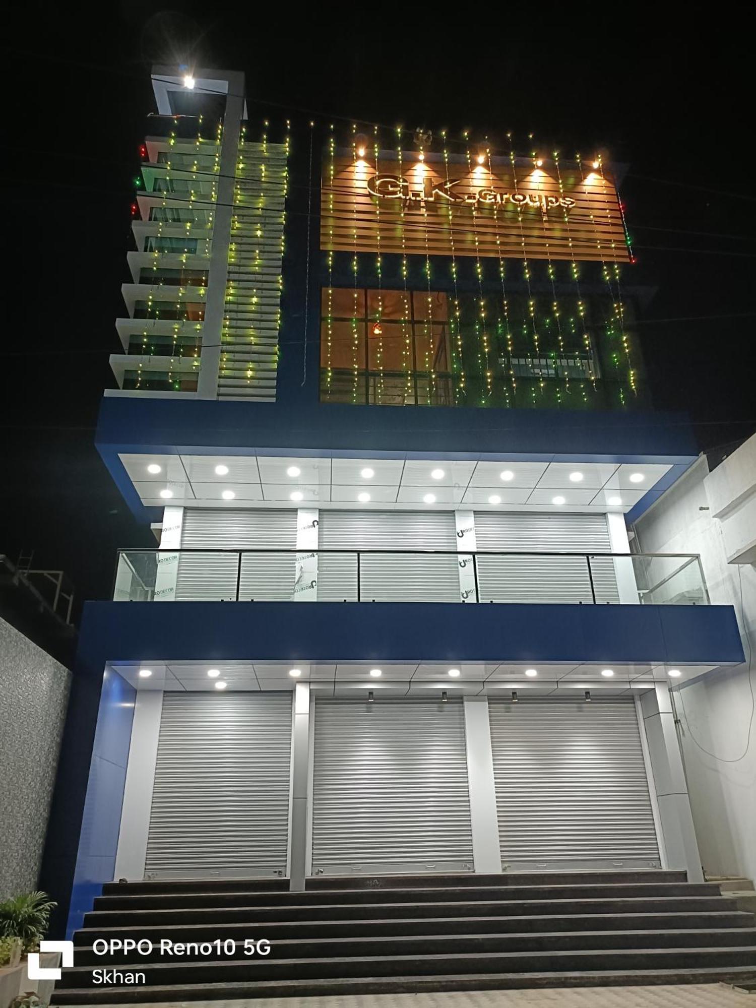 Golden Residency Hotell Kushālnagar Exteriör bild